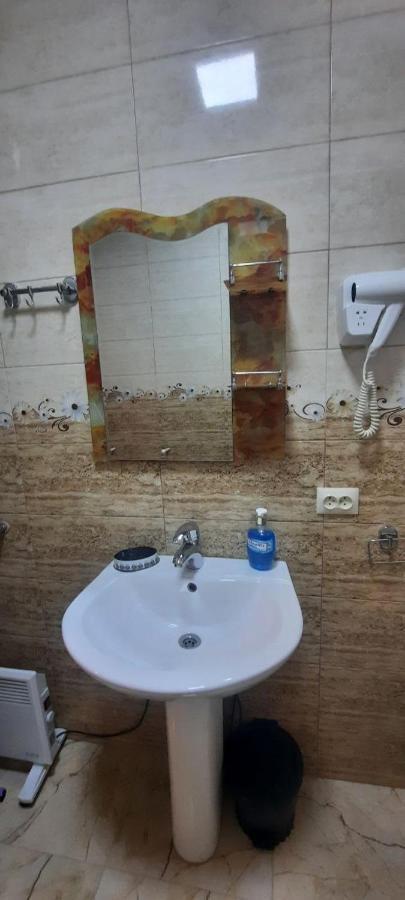 Guesthouse Kurdiani In Mestia Esterno foto