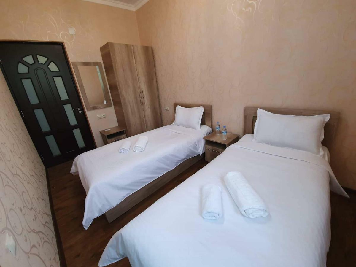 Guesthouse Kurdiani In Mestia Esterno foto